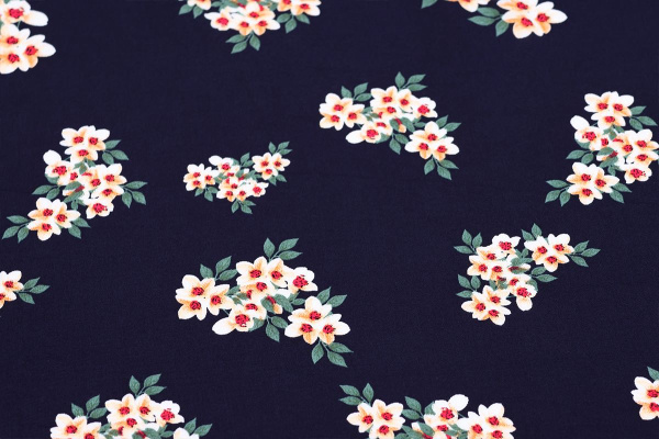 Ткань плательно-блузочная штапель, Maks Style, вискоза 100%, цвет ткани темно-синий, цветочный принт, арт. MS- 2201 D-1