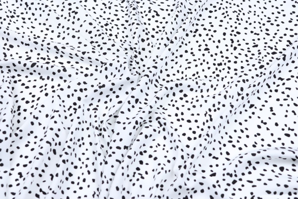 Ткань плательно-блузочная штапель, Maks Style, вискоза 100%, цвет ткани белый, черные камушки, арт. MS- 2208 D-4 C-1