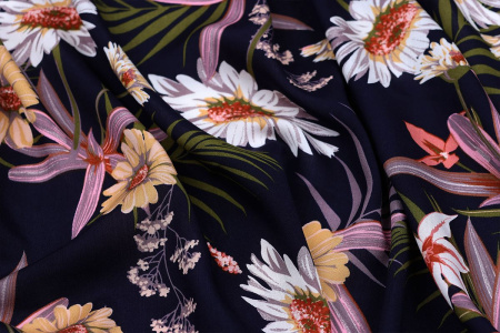Ткань плательно-блузочная штапель, Maks Style, вискоза 100%, цвет ткани темно-синий, цветочный принт, арт. MS- 2201 D-36